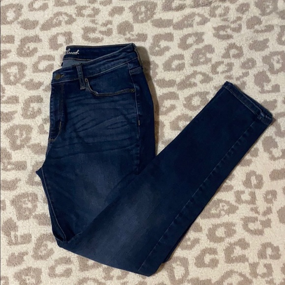 universal thread curvy skinny jeans